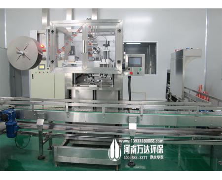 鄭州全自動桶裝水套標(biāo)機(jī)